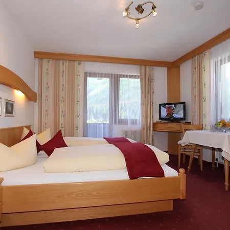 Gaestehaus Elfriede Pensión Gerlos