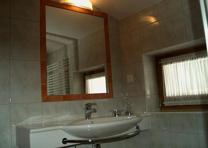 Pensión Gaestehaus Elfriede 3*